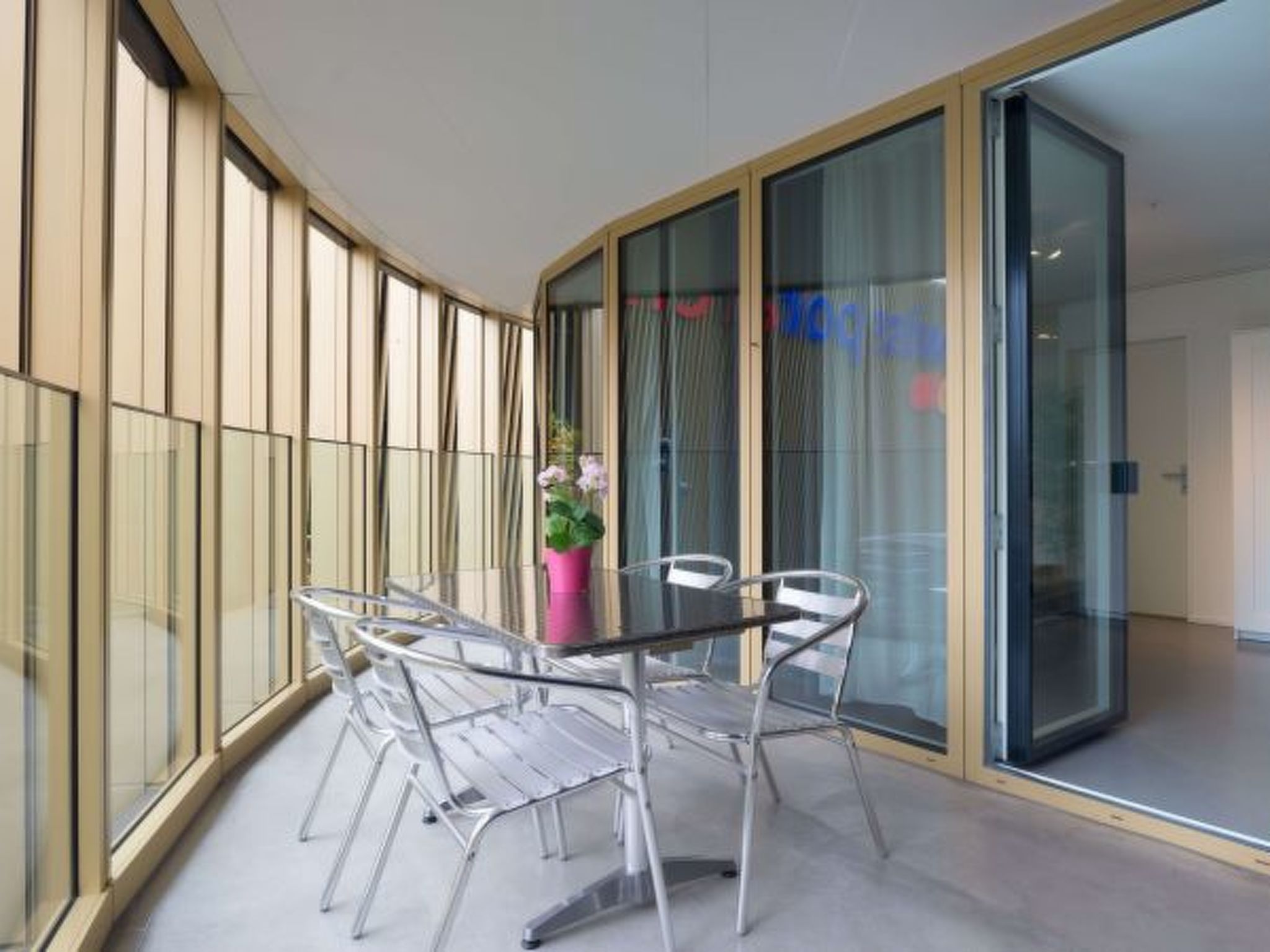 LU Titlis IV - Allmend HITrental Apartment - Dedans