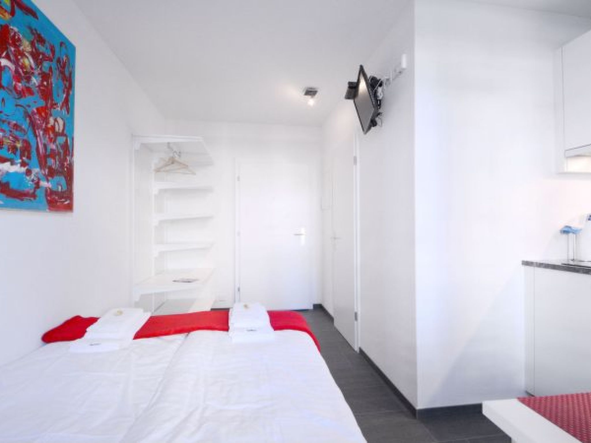 LU Station II - HITrental Apartment - Binnen
