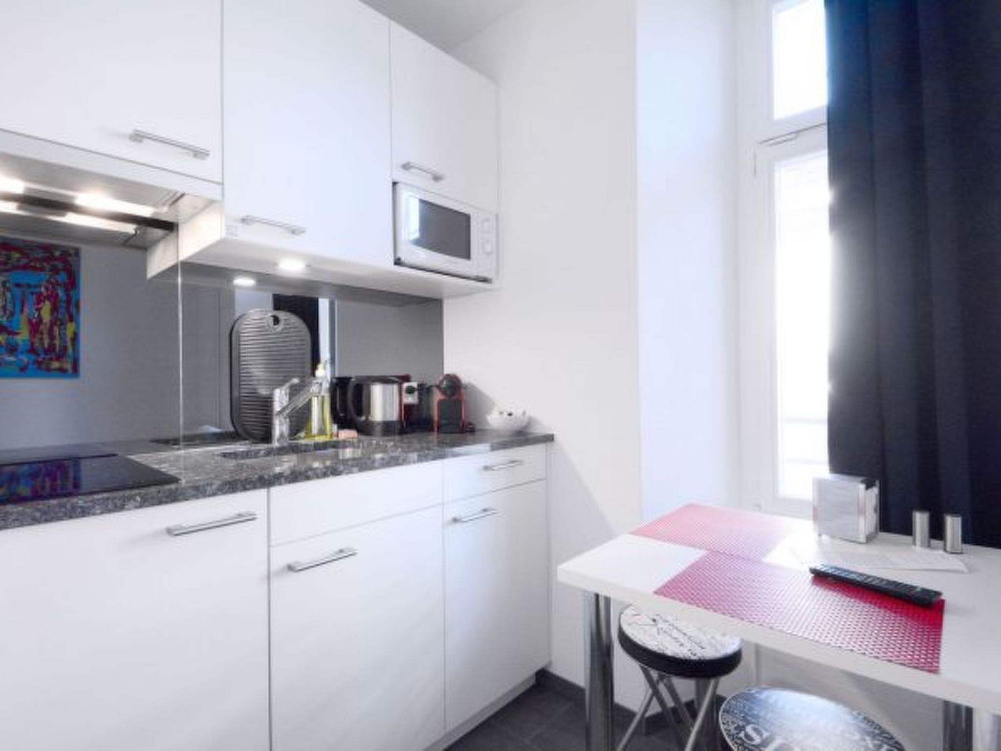 LU Station II - HITrental Apartment - Binnen