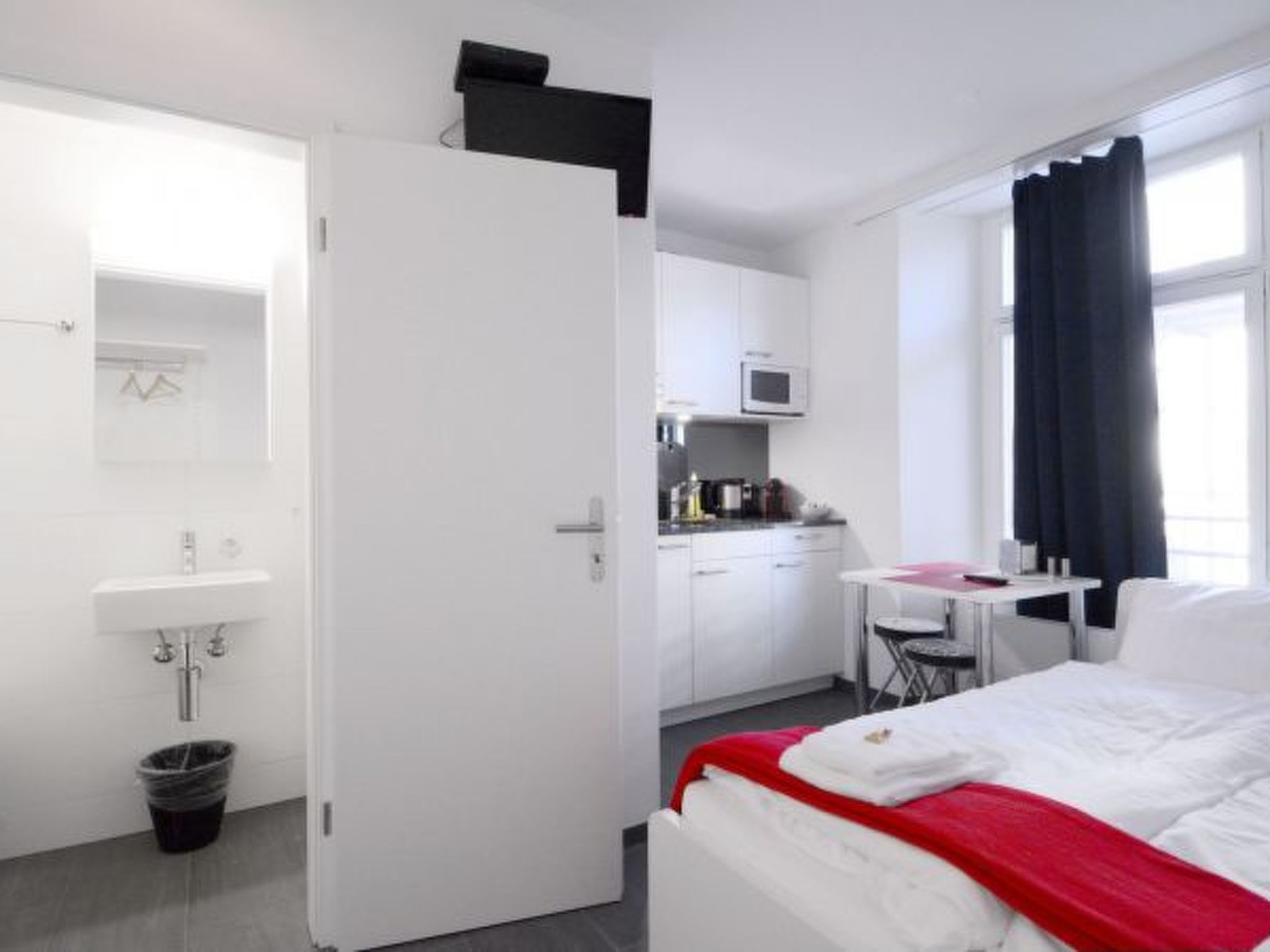 LU Station II - HITrental Apartment