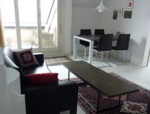 Appartement 360: Luxe uitzicht op het Vierwoudstrekenmeer in Kastanienbaum - thumbnail 2