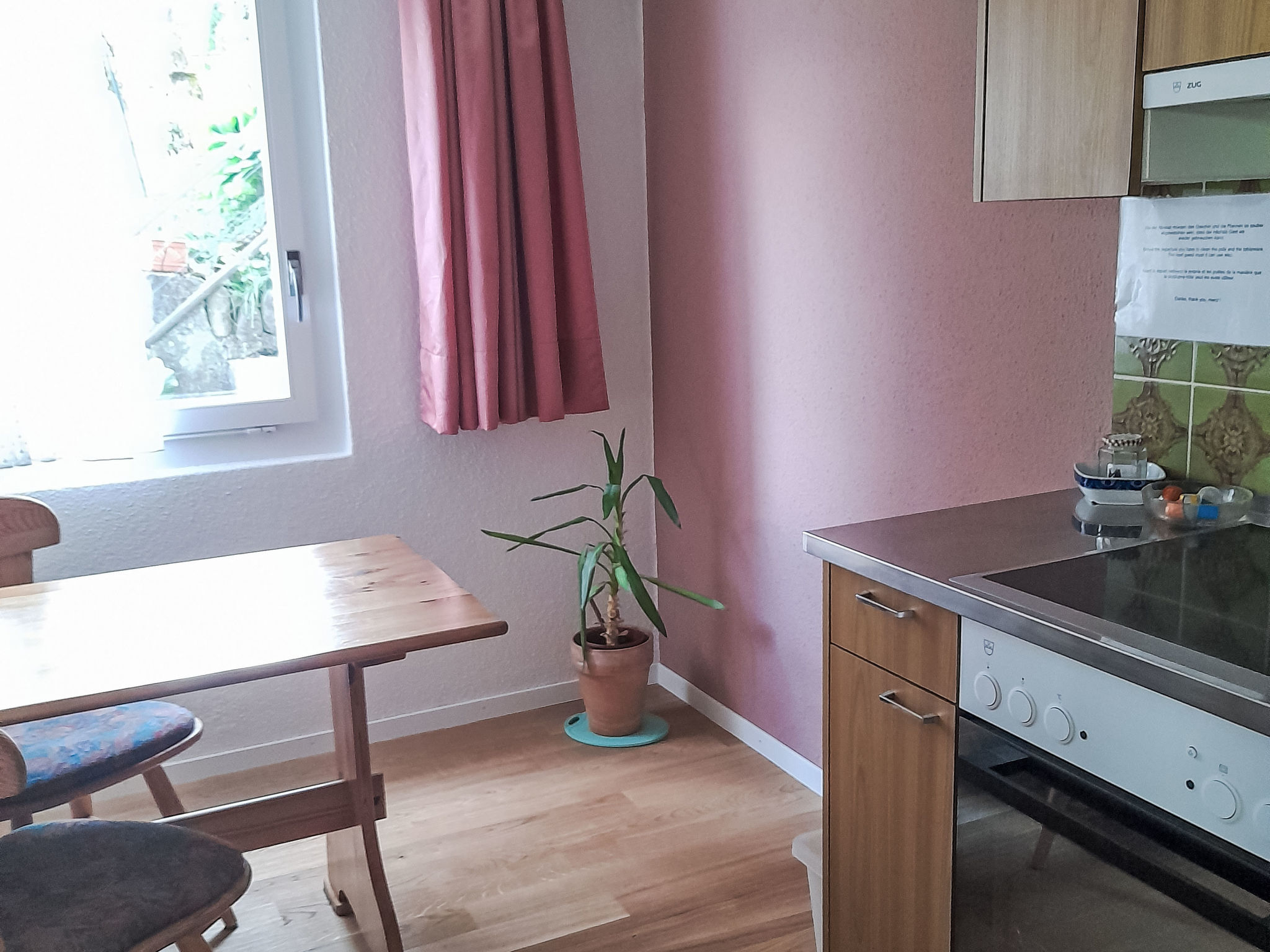 Charmantes Chalet Apartment mit Aussicht