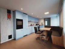 Ruim appartement in authentiek Zwitsers bergdorp met tuin en bergzicht - thumbnail 4