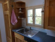 Wollhaus Oberzwirgi: Uniek vakantiehuis van wol aan de bosrand in Brünig - thumbnail 6