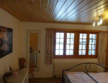 Knusse vakantiewoning met bergzicht en wolwinkel in Schattenhalb - thumbnail 3
