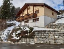 Knus chalet in Hasliberg met uitzicht op bergen en meer - thumbnail 1