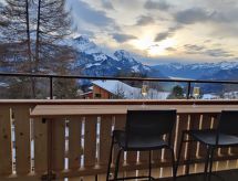 Sunnehöckli: Vrijstaand chalet in Hasliberg met skipiste en Meer van Brienz - thumbnail 3