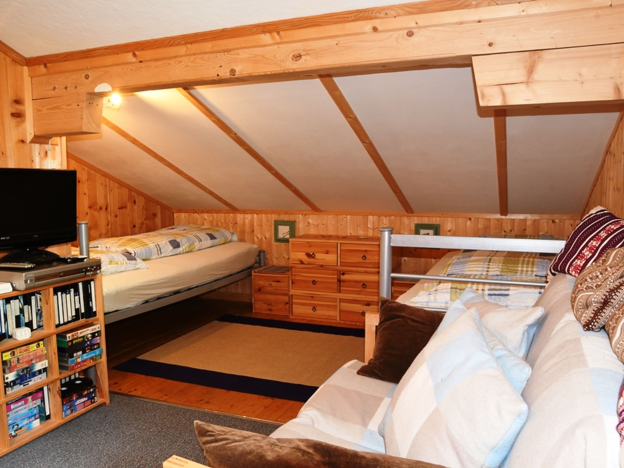 HasliRent, Dornen, (Hasliberg Goldern). 5.5 Zimmer Wohnung auf zwei Etagen in e - Image-tags.info