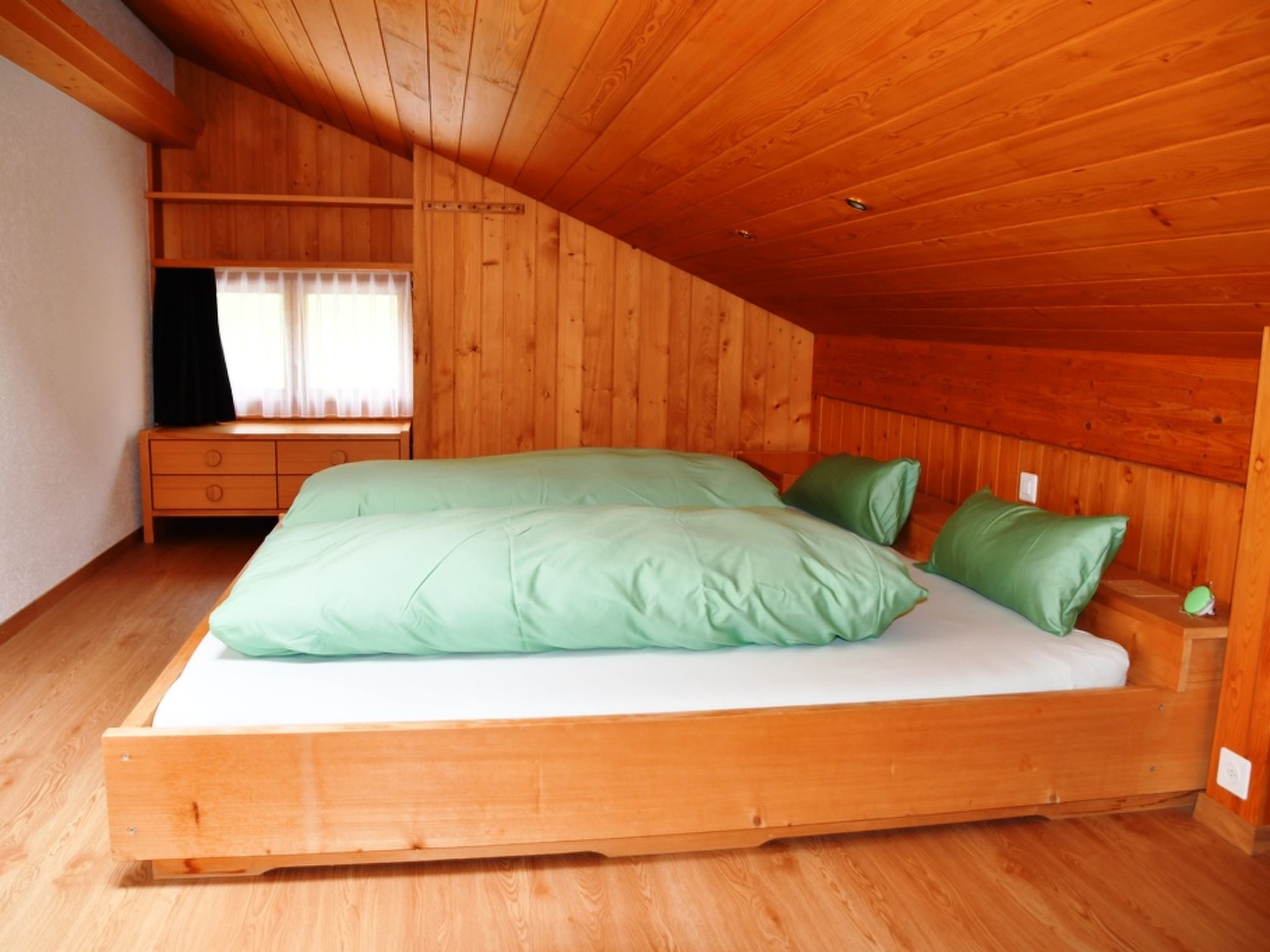 HasliRent, Eiger, (Hasliberg Reuti). 4.5 Zimmer Wohnung im 3. Stock auf zwei Et - Image-tags.info