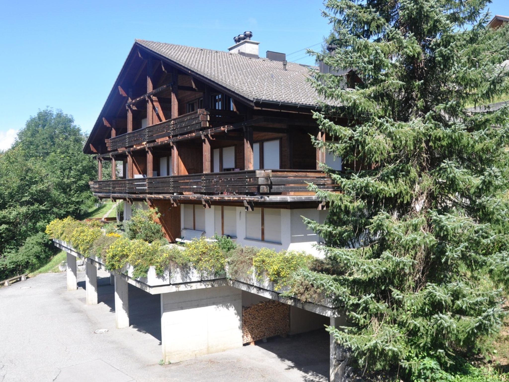 HasliRent, Eiger, (Hasliberg Reuti). 4.5 Zimmer Wohnung im 3. Stock auf zwei Et - Image-tags.info