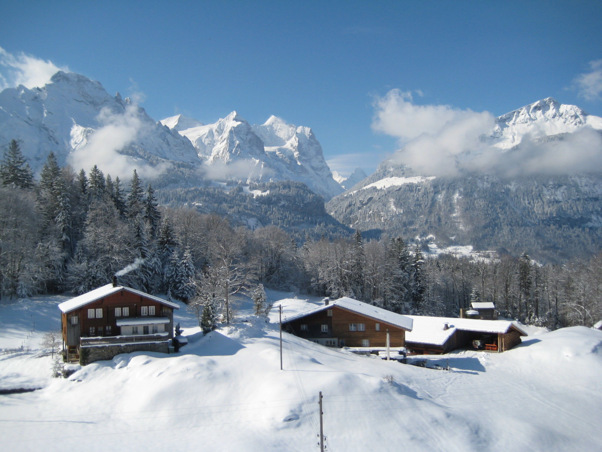 HasliRent, Eiger, (Hasliberg Reuti). 4.5 Zimmer Wohnung im 3. Stock auf zwei Et