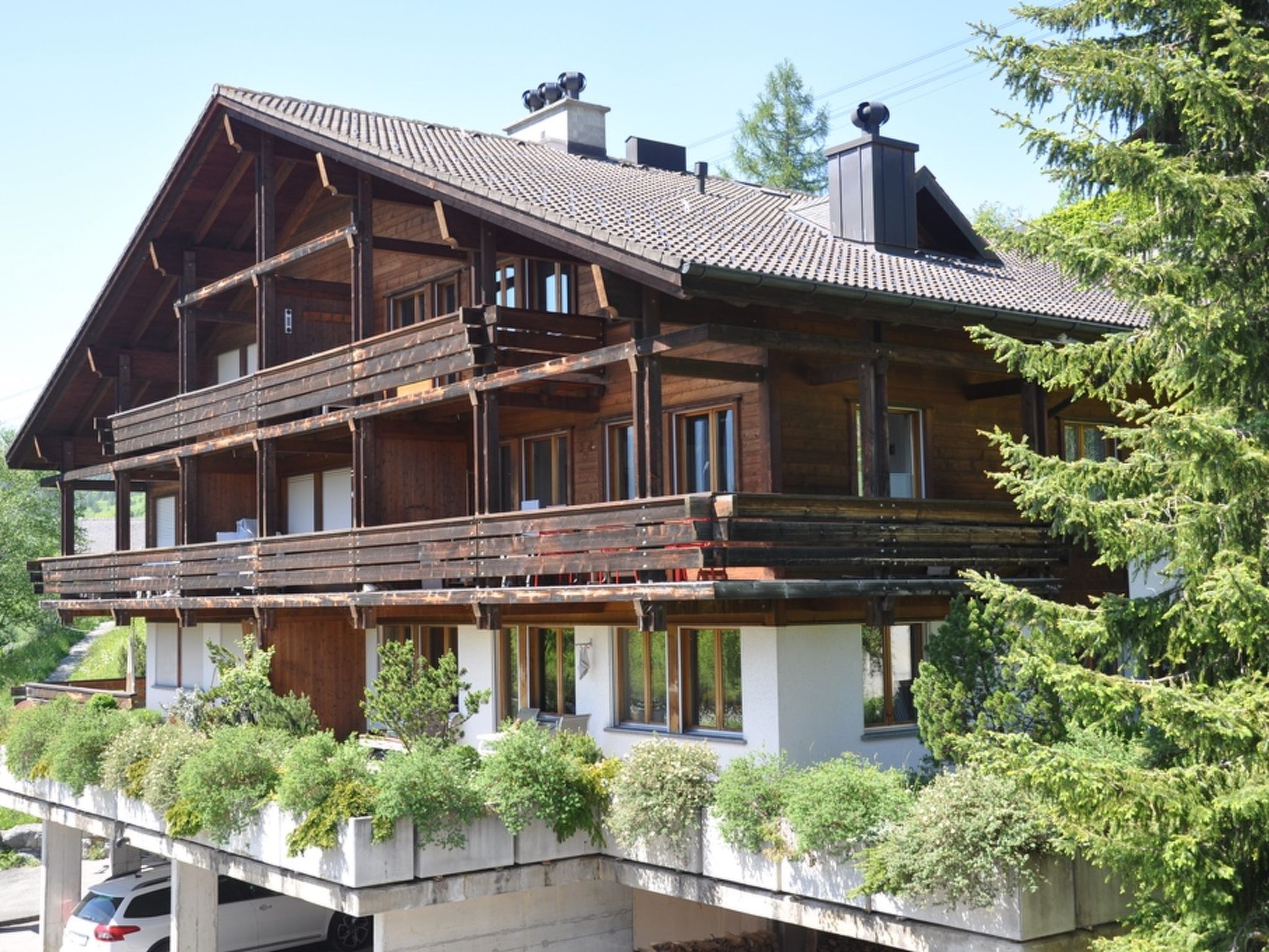 HasliRent, Eiger, (Hasliberg Reuti). 4.5 Zimmer Wohnung im 3. Stock auf zwei Et