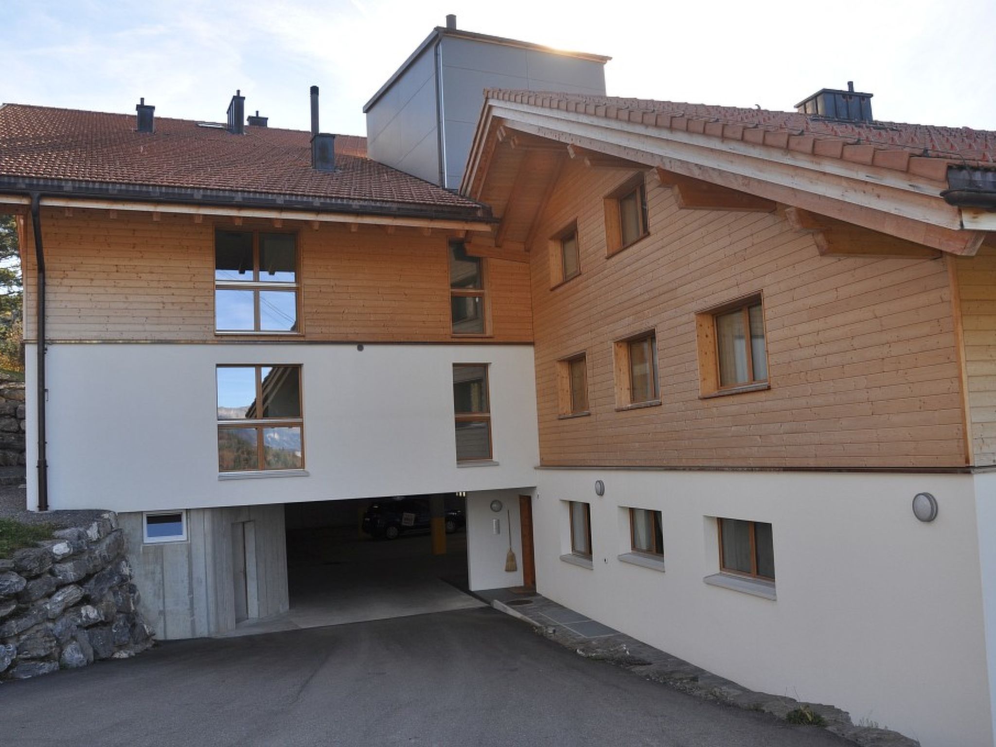 HasliRent, Engi West, (Hasliberg Reuti). 4.5 Zimmer Wohnung im 2. Stock eines N