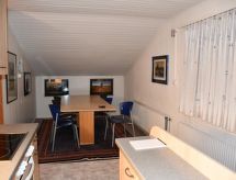 Chalet-Gemseli: Vrijstaand chalet aan de piste in Sörenberg voor 9 personen - thumbnail 4