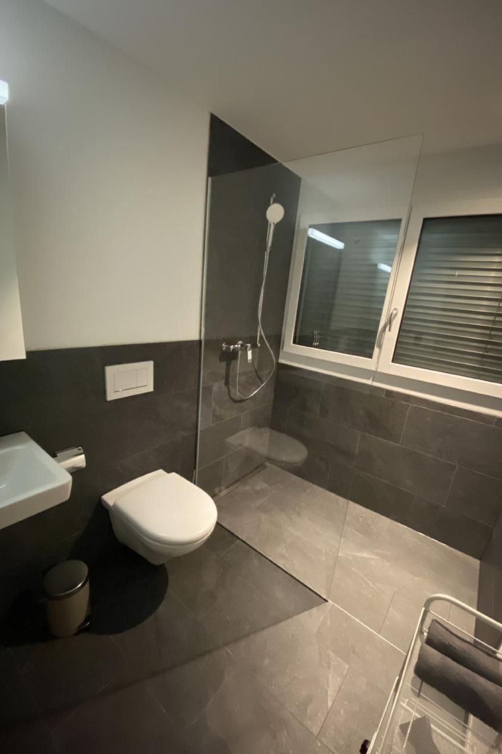 Moderne Ferienwohnung HEIMATLI mit 1 Schlafzimmer-Dedans