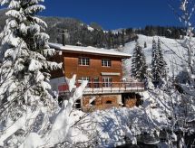 Vrijstaand chalet Romantica aan de skipiste in Sörenberg - thumbnail 3