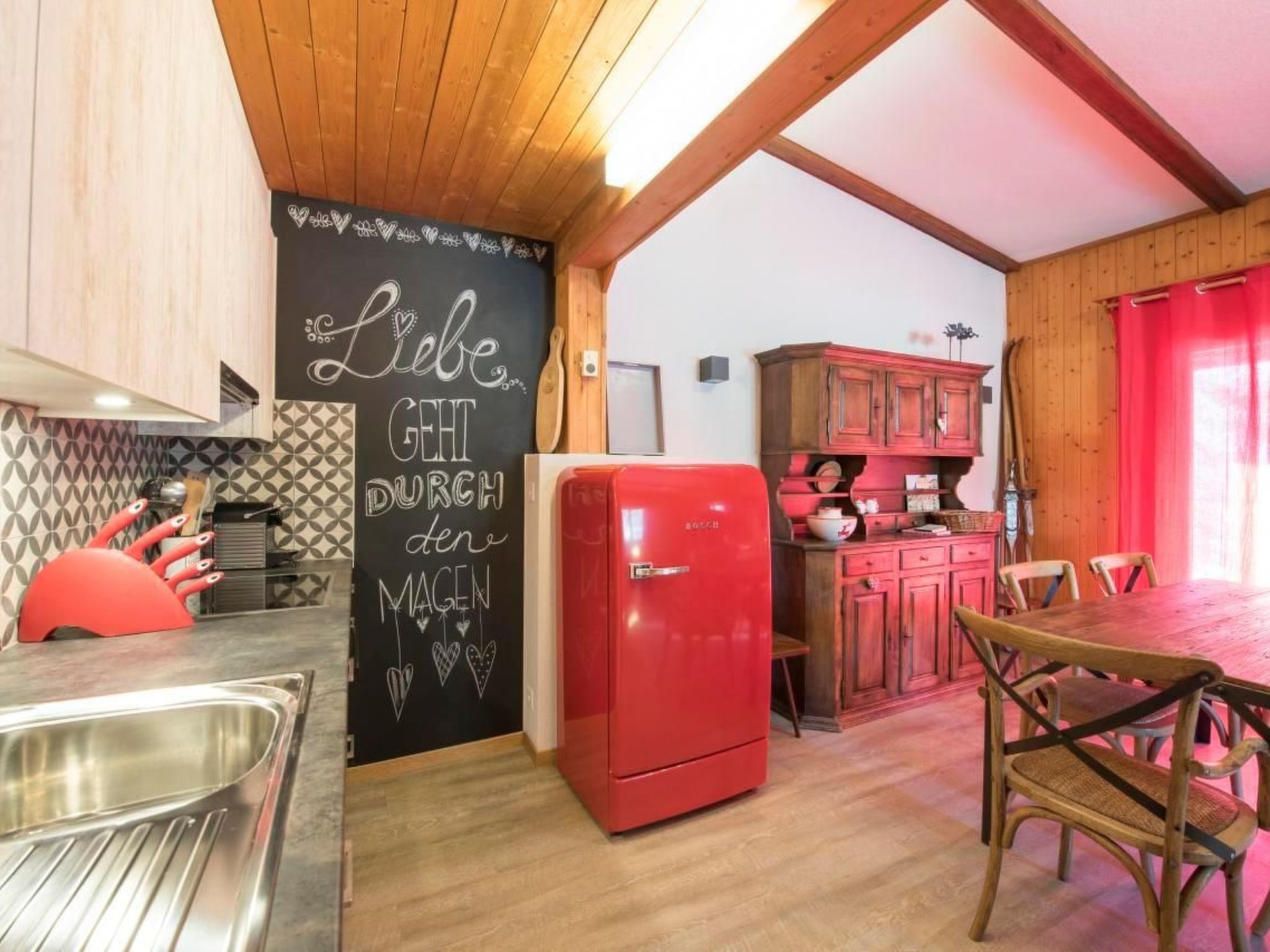 Berg-Ferienwohnung Anemone im Chalet Waldhüsli