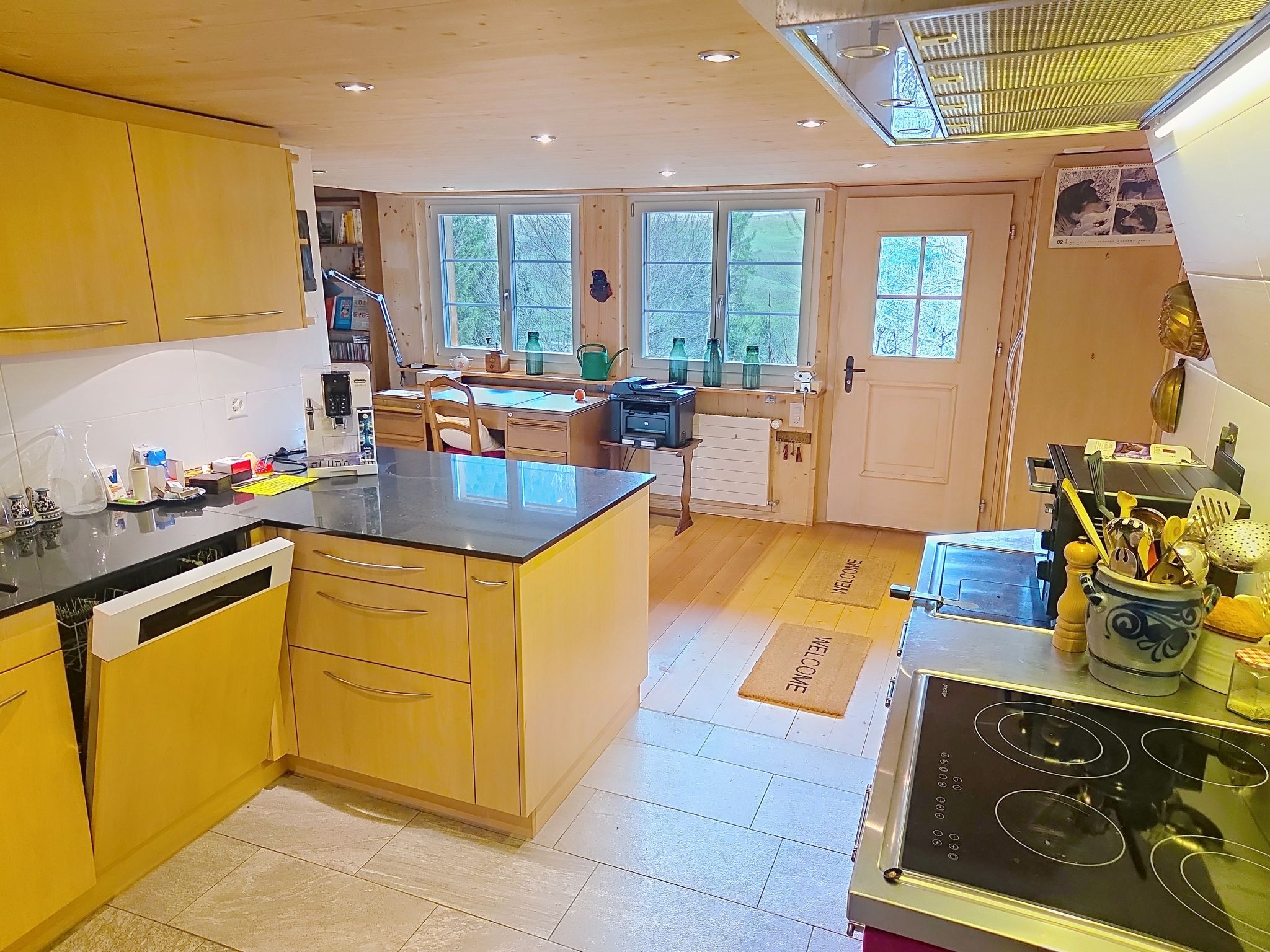Kitchen / Dining Room