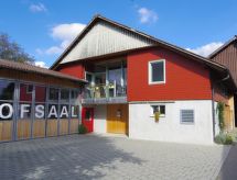 Ruim appartement voor 11 personen aan golfbaan met zwembad en bergzicht - thumbnail 1