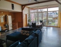 Ruim appartement voor 11 personen aan golfbaan met zwembad en bergzicht - thumbnail 6