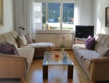 Ruim appartement in Engelberg met balkon en uitzicht op de Titlis - thumbnail 3