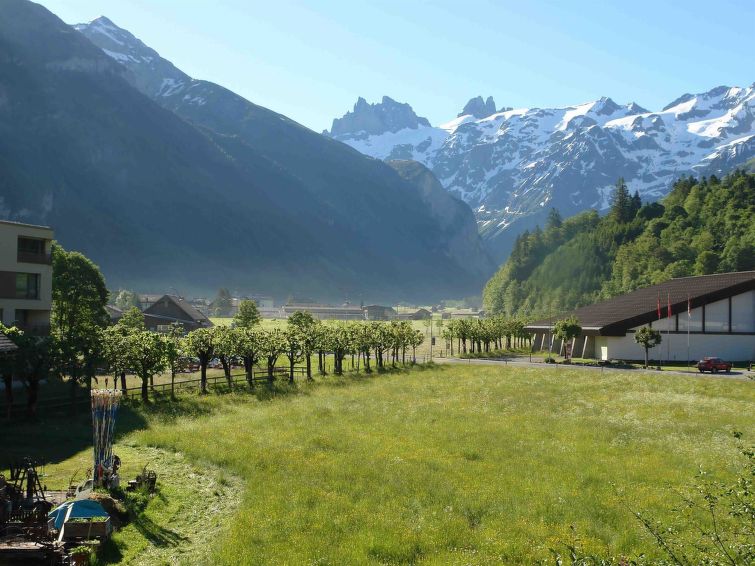 Photo of Près du Bahnhof