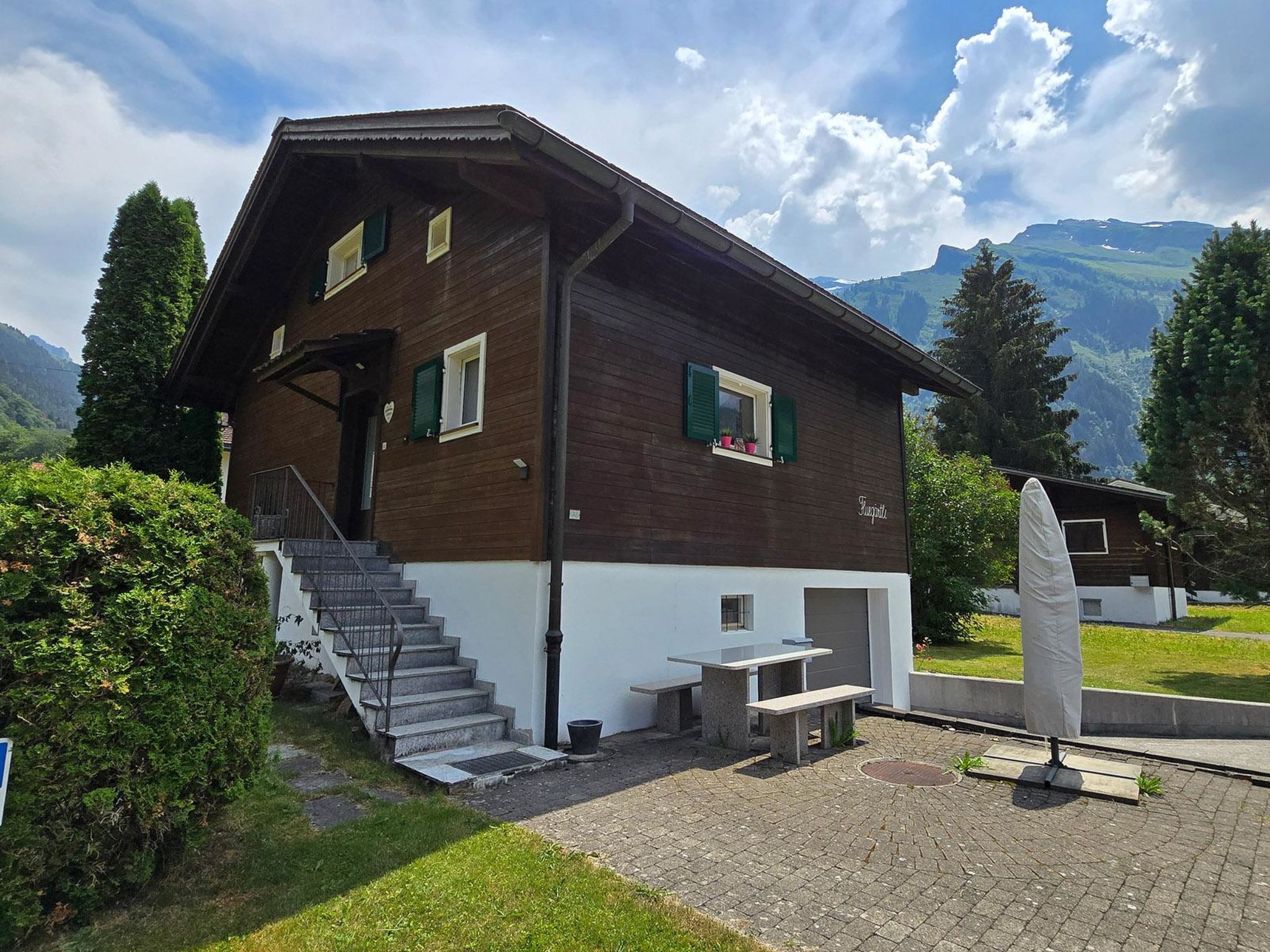 Photo of Chalet Fluegärtli Appartement/Fewo 6-Bettwohnung