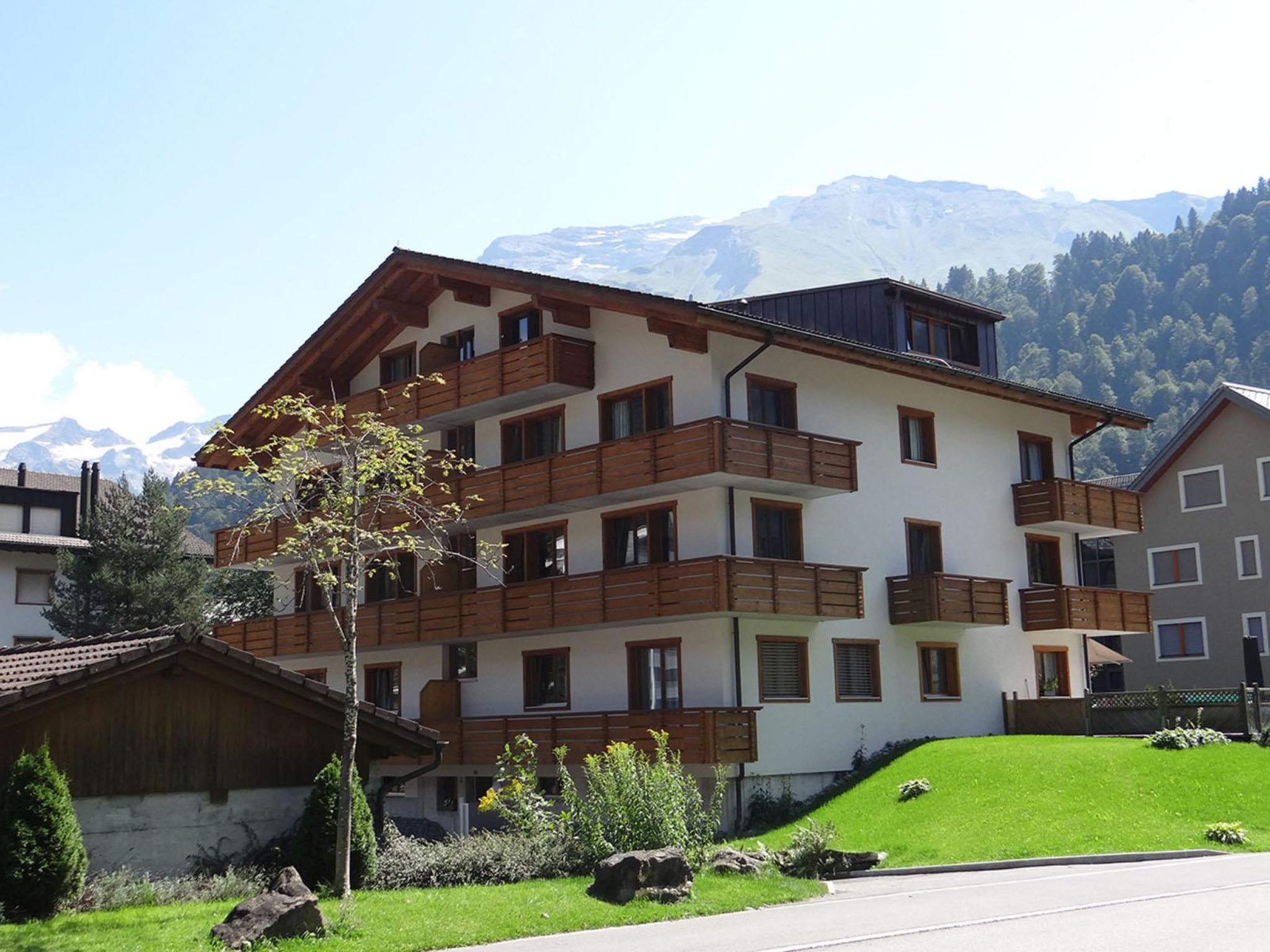 Alpenstrasse 1 Appartement/Fewo 8-Bettwohnung