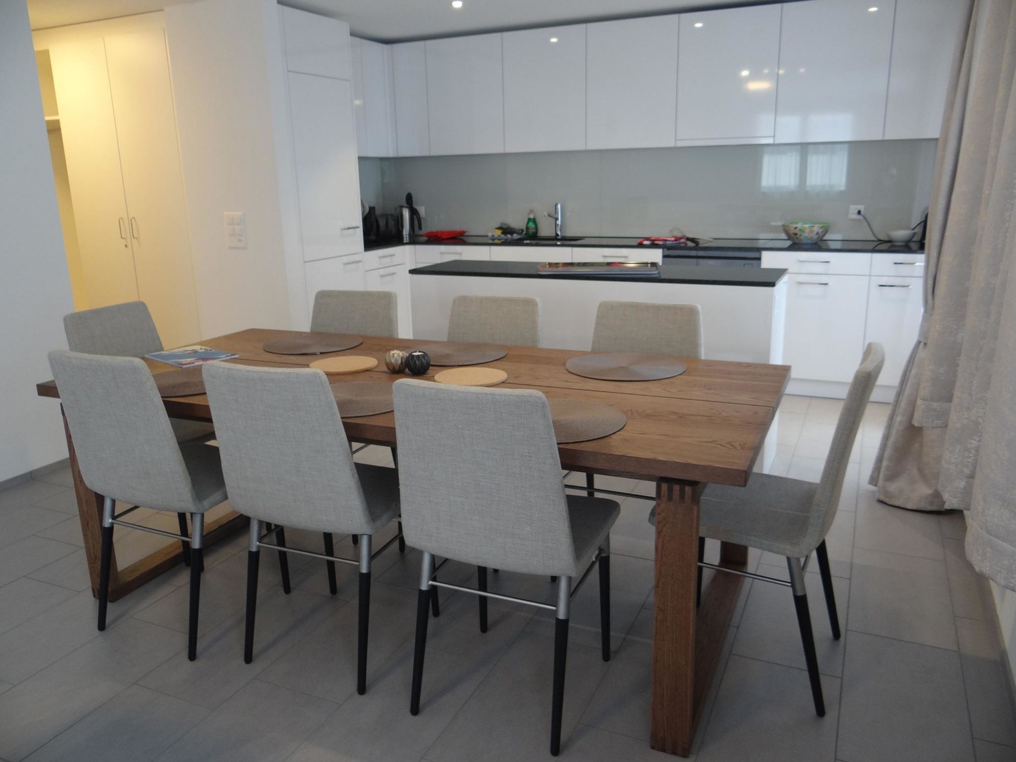 Photo of Alpenstrasse 1 Appartement/Fewo 8-Bettwohnung