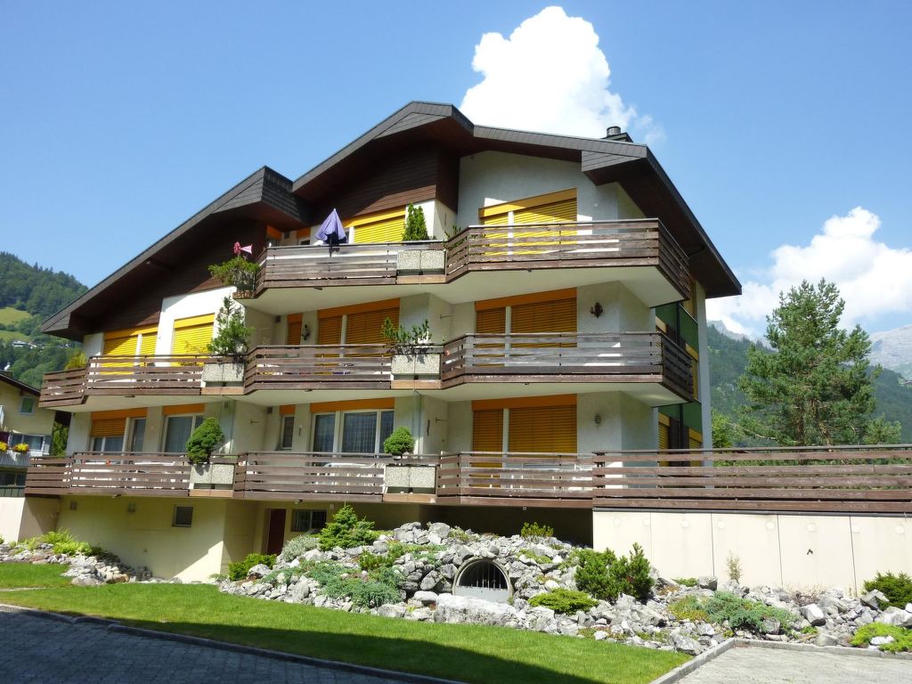 Appartement Birkenstrasse 52 Wohnung 2 in Zwitserland