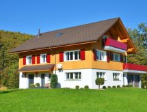 Rustiek vakantieappartement op de boerderij in Sattel met uitzicht op de bergen - thumbnail 1