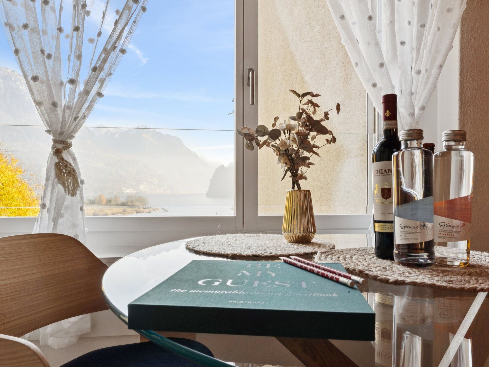 Lake View Studio-Image-tags.info