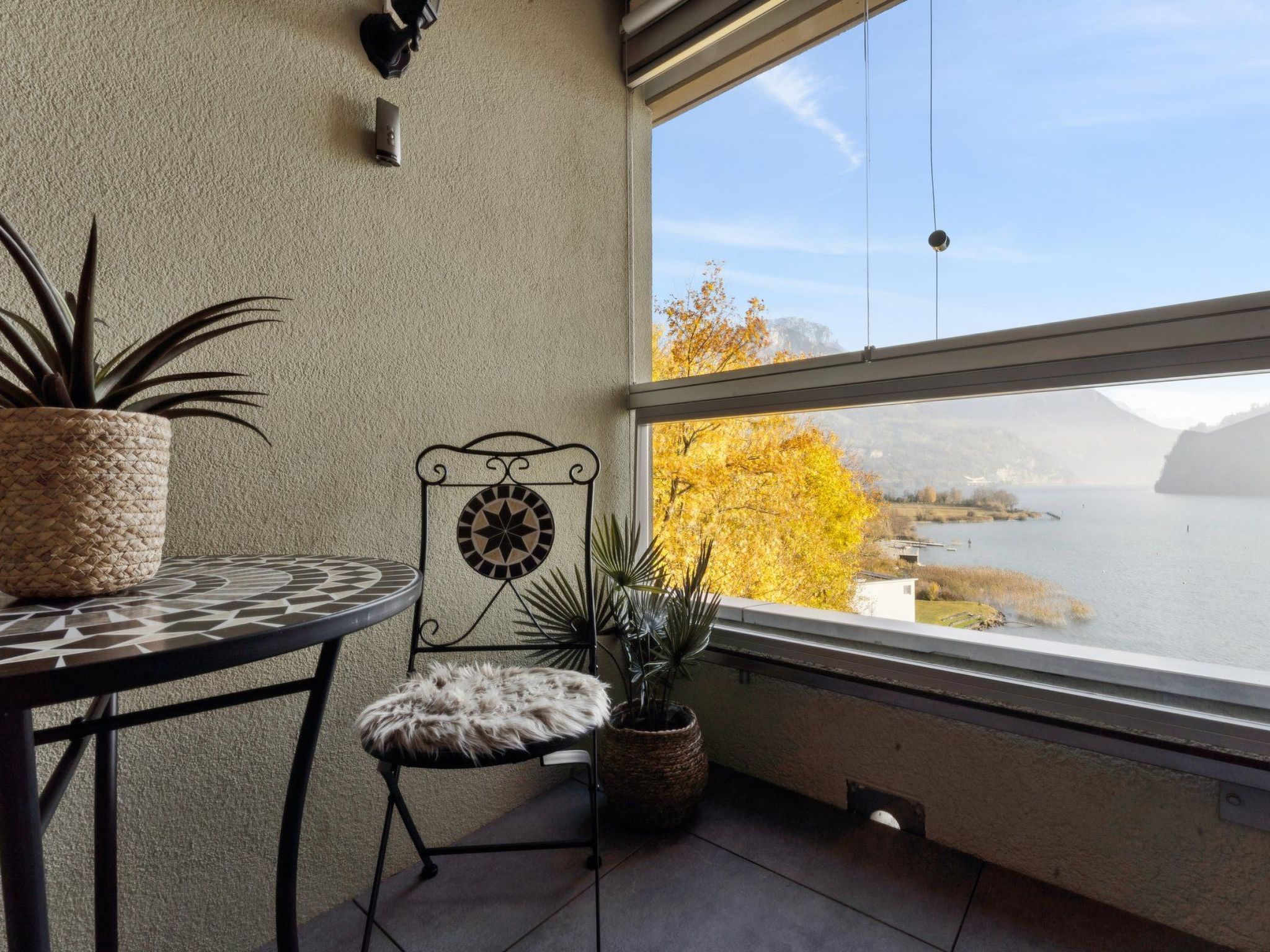 Lake View Studio-Image-tags.info