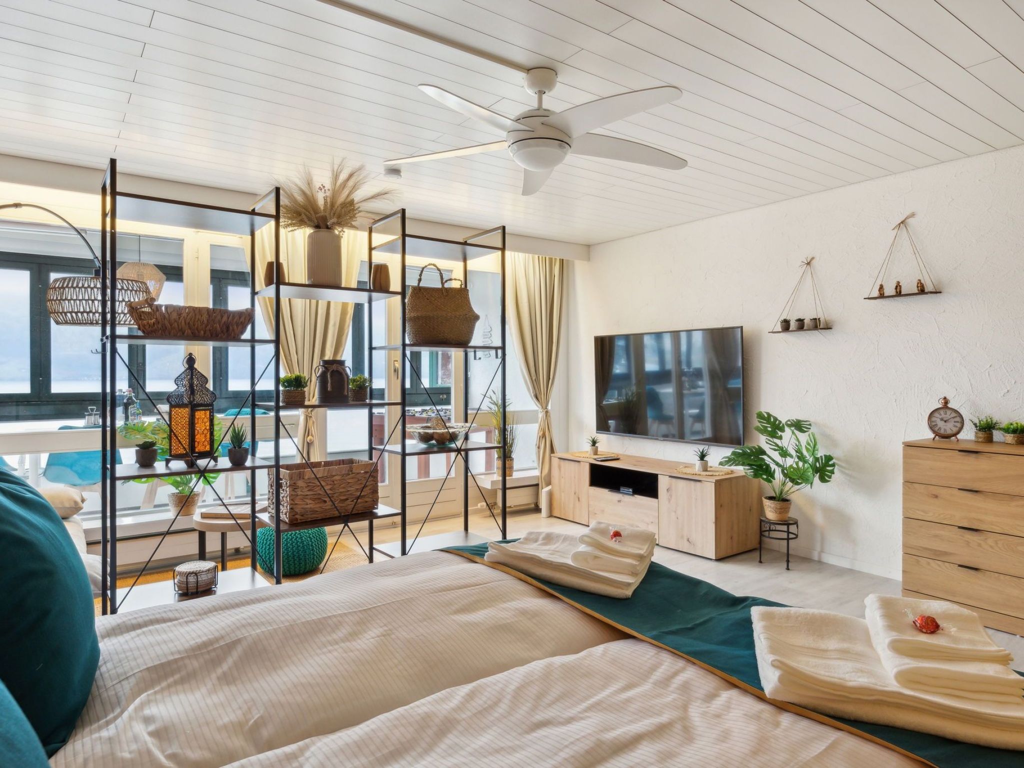 4 Seasons Apartment-Image-tags.info