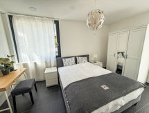 Exclusieve villa direct aan het Vierwoudstedenmeer met panoramisch uitzicht - thumbnail 5