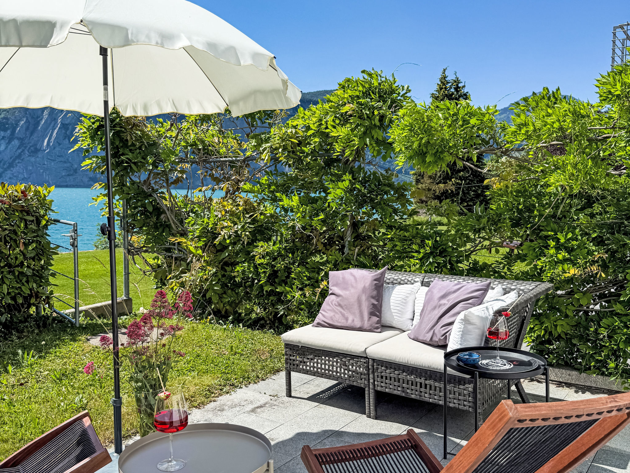 Exclusieve villa direct aan het Vierwoudstedenmeer met panoramisch uitzicht - foto 11