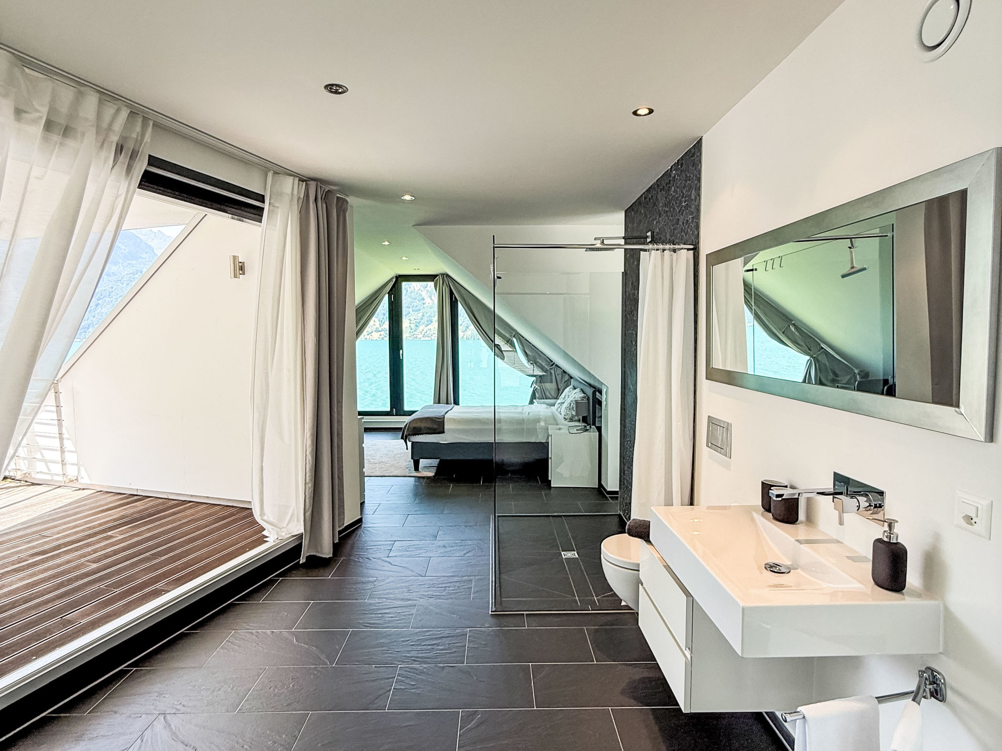 Villa am See 2: Luxe vakantievilla met privéstrand aan het Vierwoudstrekenmeer - foto 5