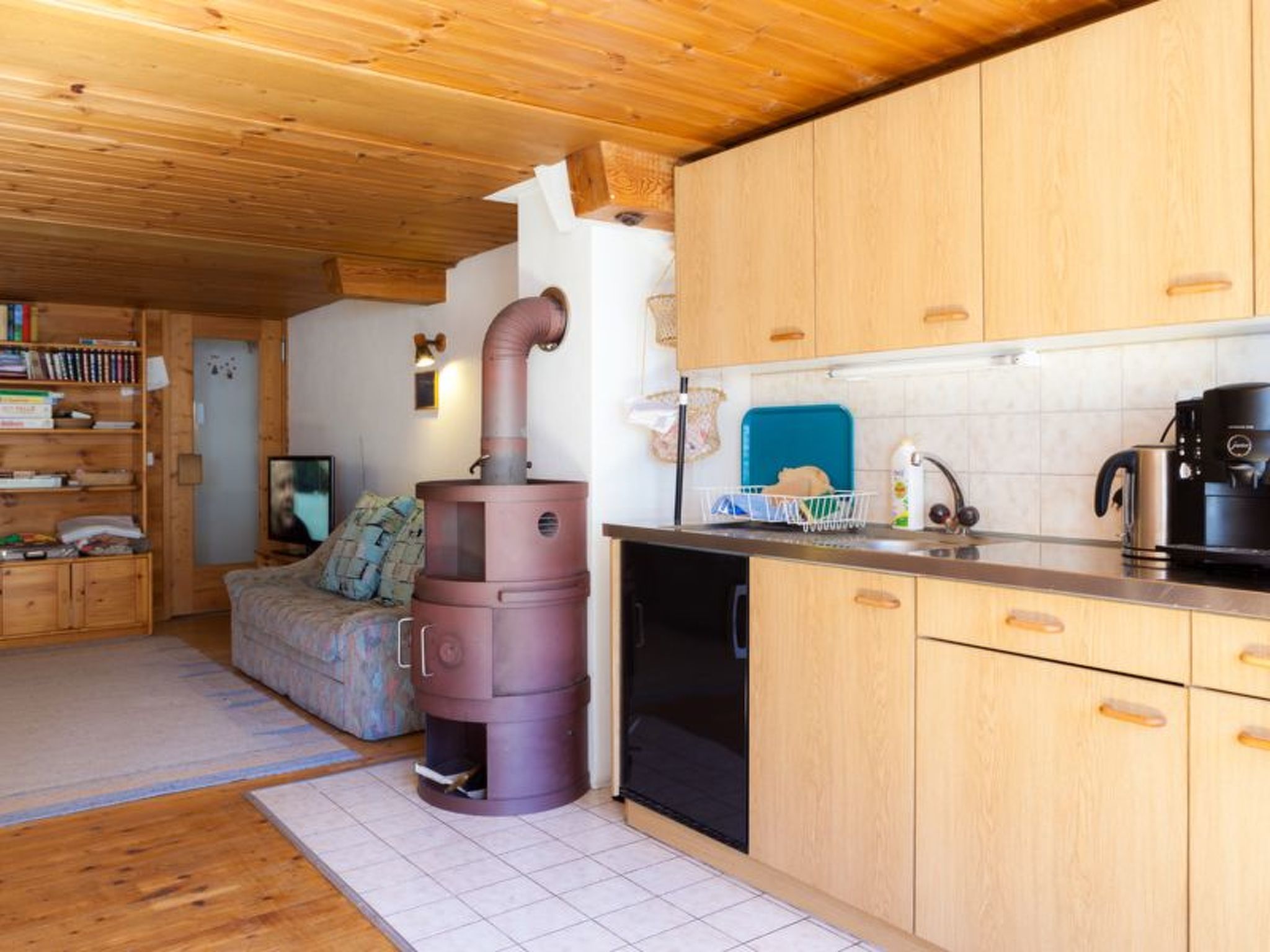 Haus Aebli, (Hinterrhein), — Kitchen / Dining Room (3 of 6)