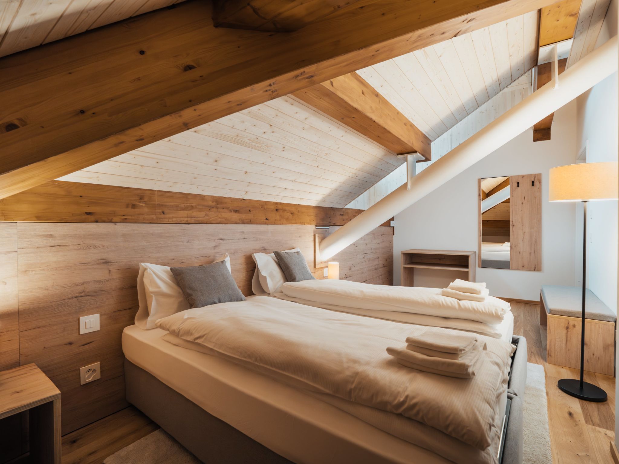 Alpine Apartments, (San Bernardino). - Dedans