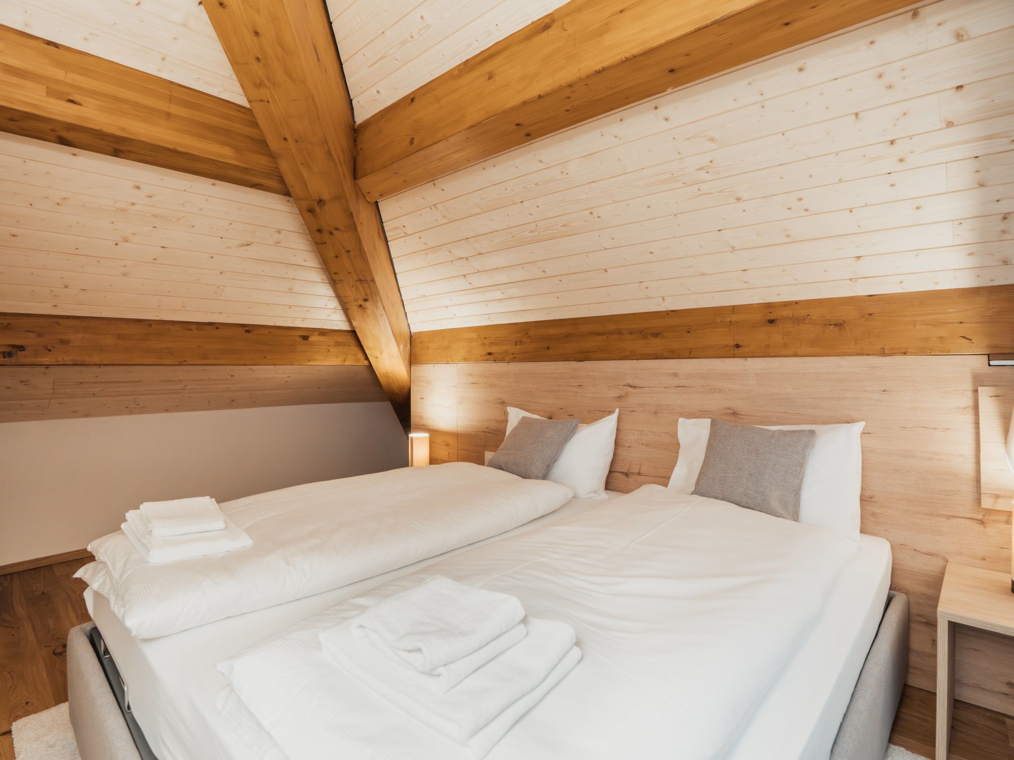 Alpine Apartments, (San Bernardino). - Dedans