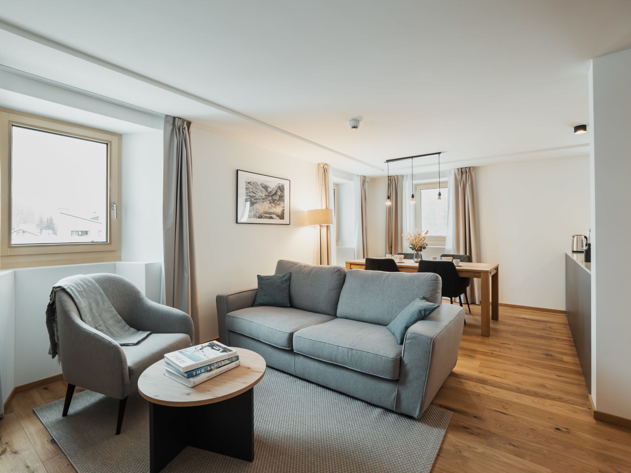 Alpine Apartments, (San Bernardino). - Binnen