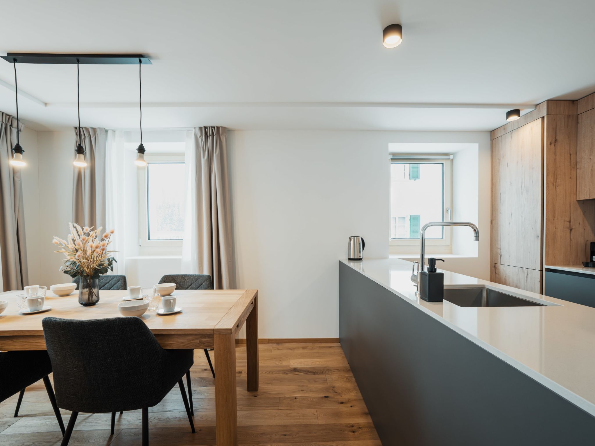 Alpine Apartments, (San Bernardino).