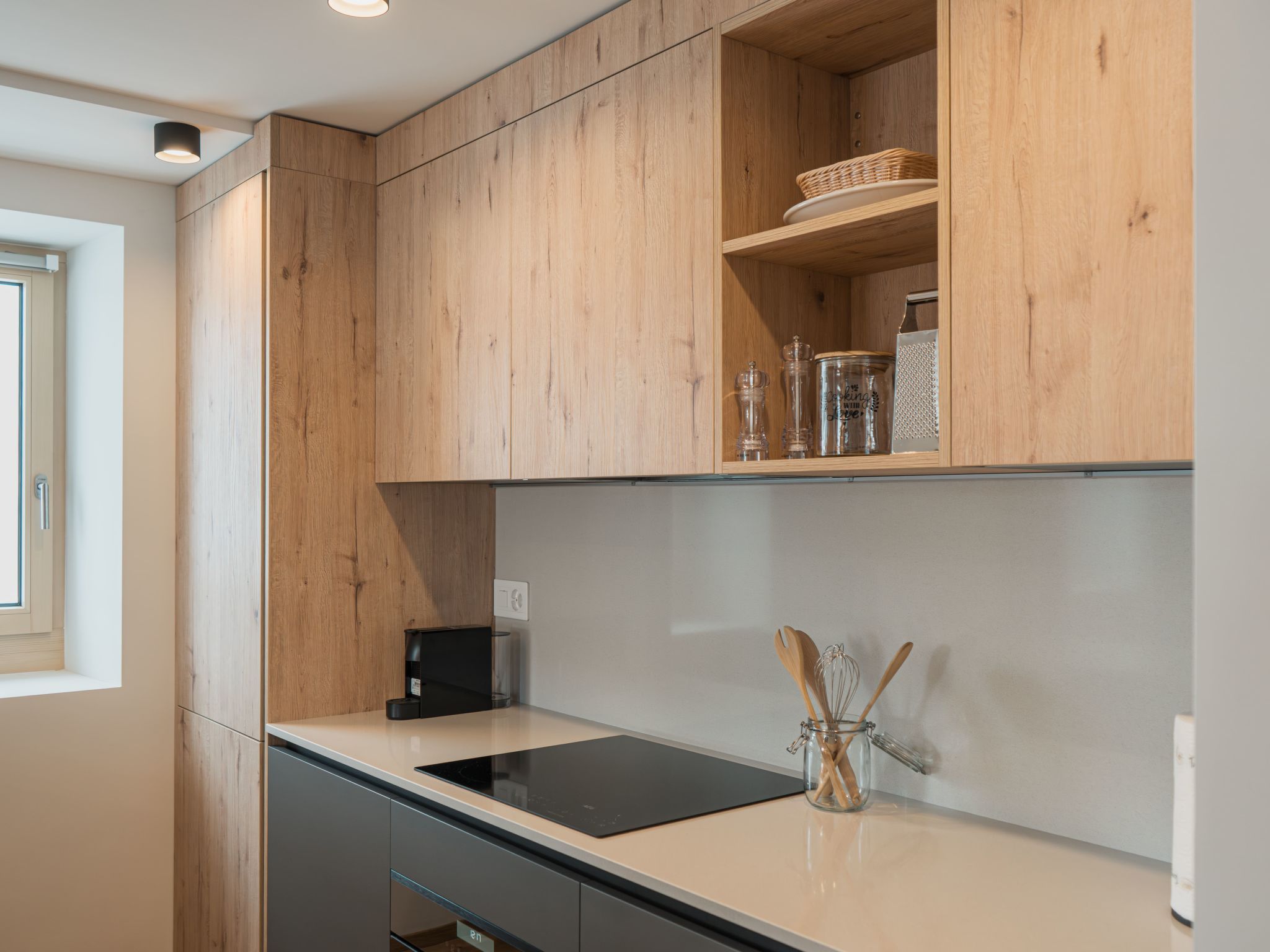 Alpine Apartments, (San Bernardino).