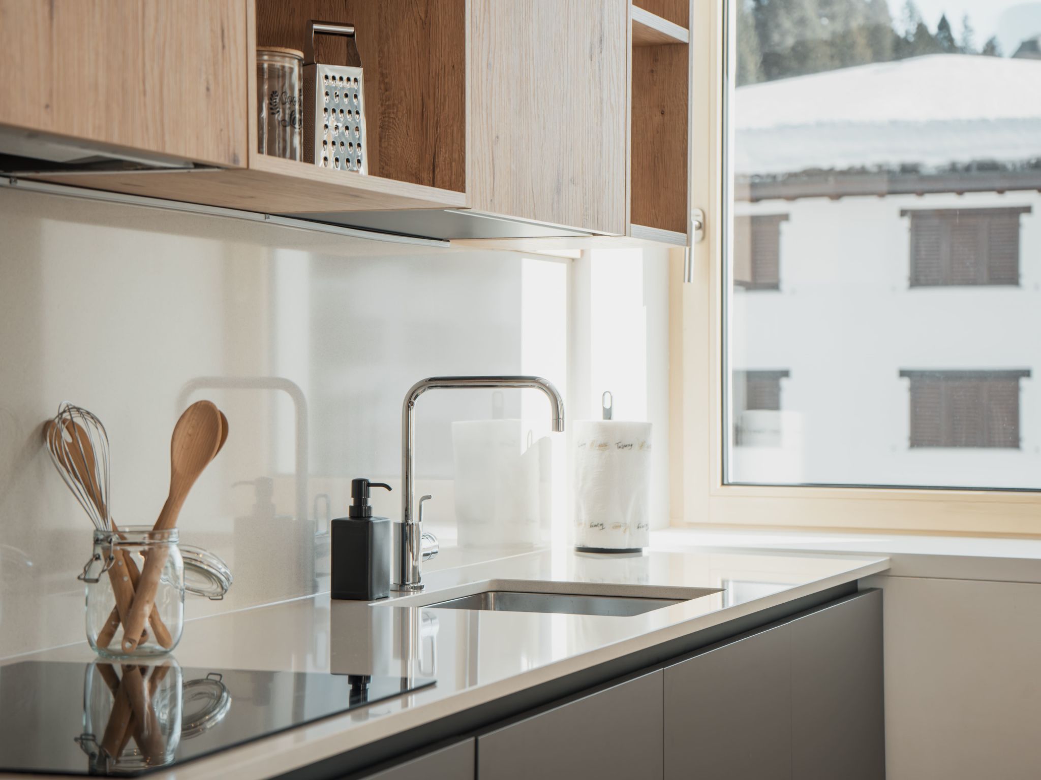 Alpine Apartments, (San Bernardino).