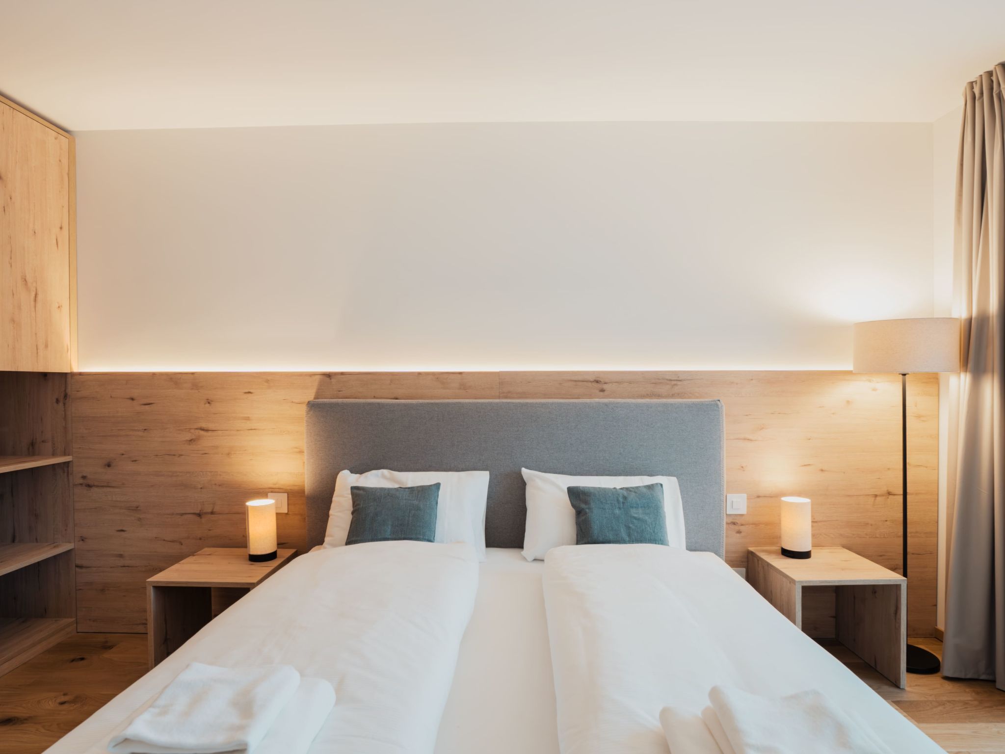 Alpine Apartments, (San Bernardino). - Dedans