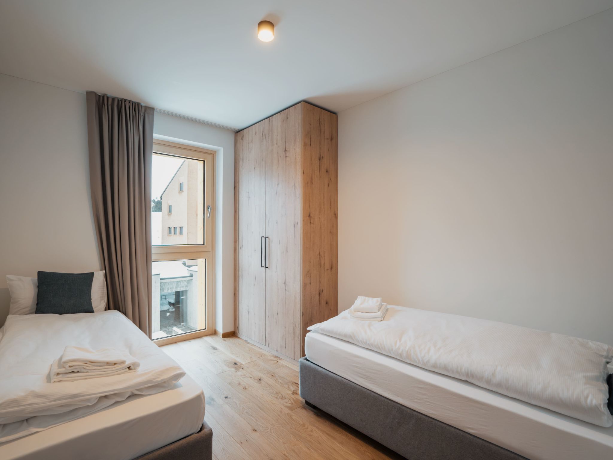 Alpine Apartments, (San Bernardino). - Dedans