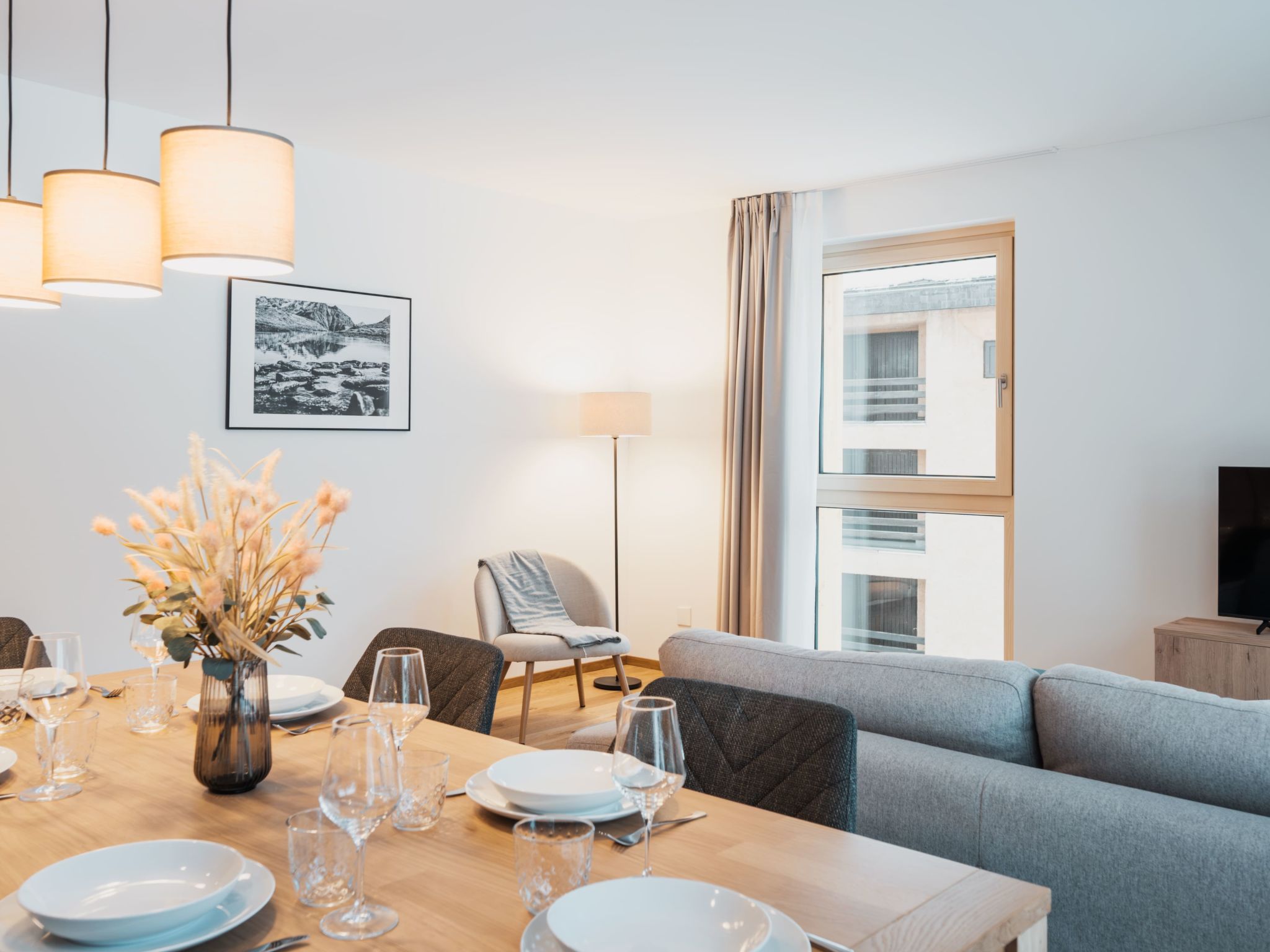 Alpine Apartments, (San Bernardino). - Dedans