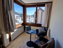 Panoramisch appartement met zicht op bergen en skipistes in San Bernardino - thumbnail 6