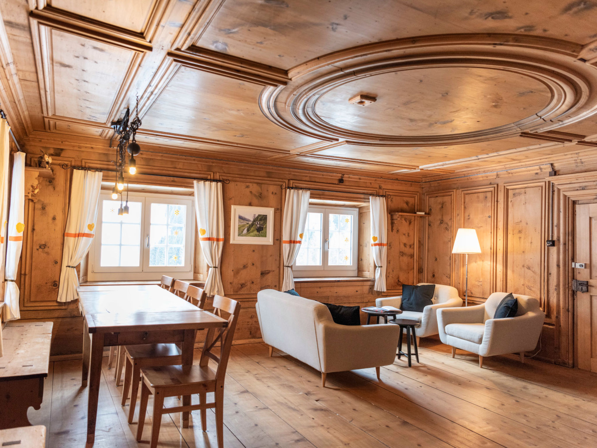 Ferienwohnungen im Schloss, (Nufenen). - Image-tags.info