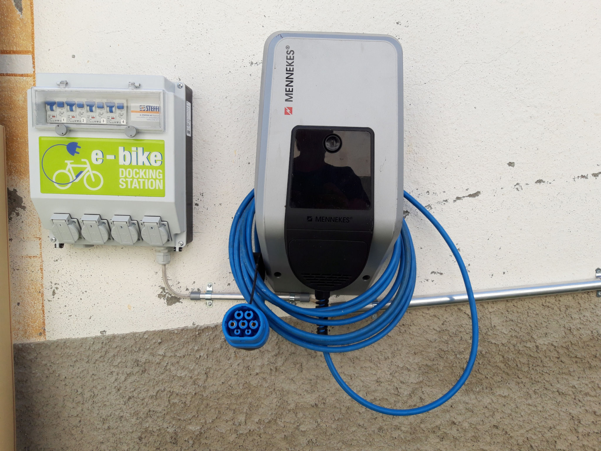 Ferienwohnungen im Schloss, (Nufenen). - Image-tags.info